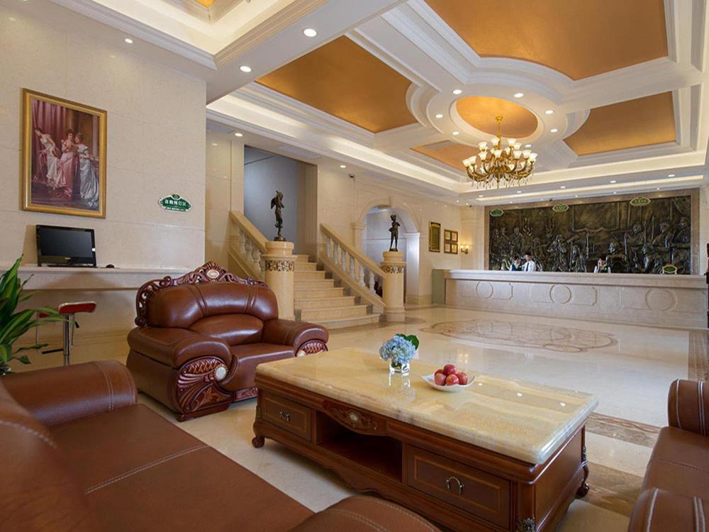 Vienna Hotel Chaozhou Plaza Bagian luar foto