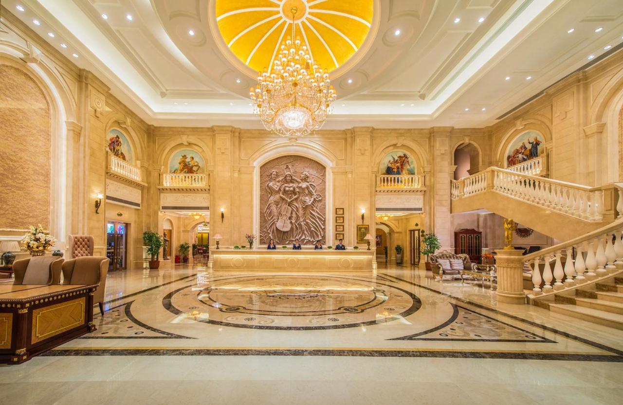 Vienna Hotel Chaozhou Plaza Bagian luar foto